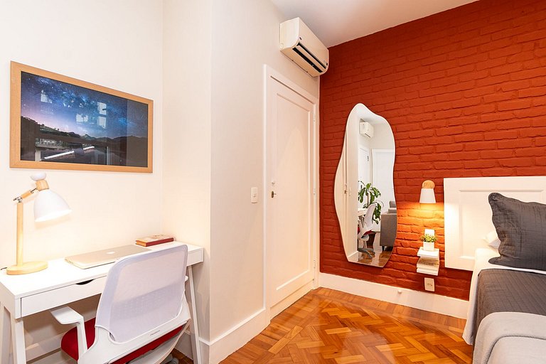 Oásis de Copacabana: A Casa do Seu Coração