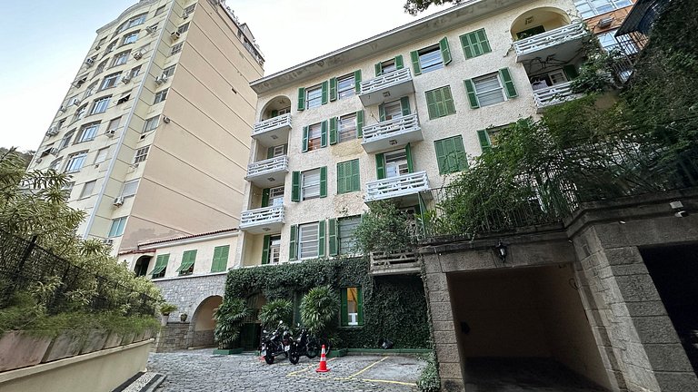 Oásis de Copacabana: A Casa do Seu Coração