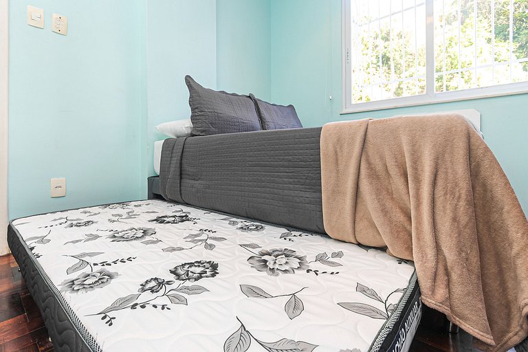 Modernidade e Estilo: Apartamento 2 Qts + Garagem
