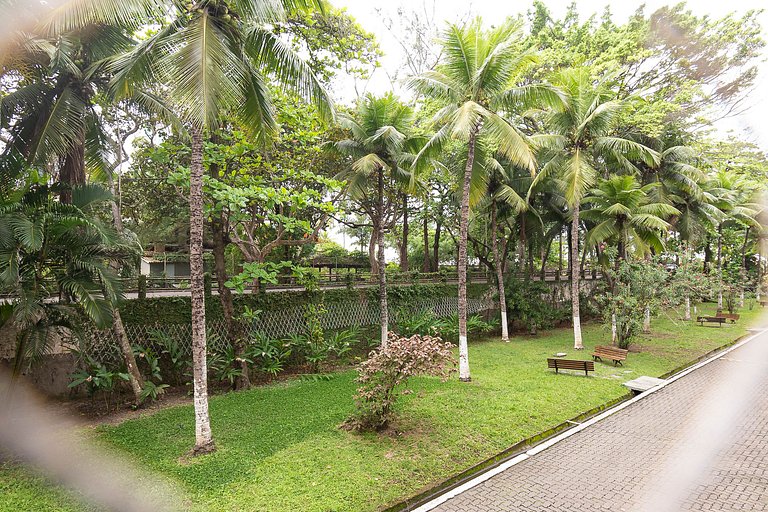 Refúgio Aconchegante em Condomínio à Beira-Mar